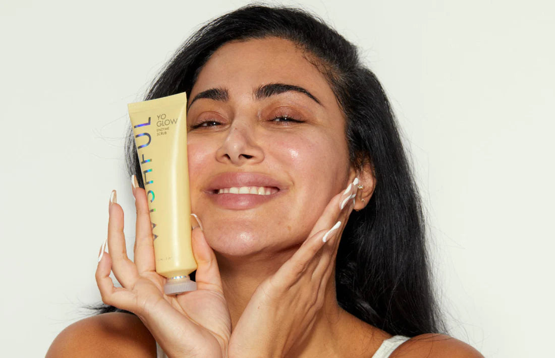 Huda Beauty Wishful Yo Glow Enzyme Scrub (100Ml)